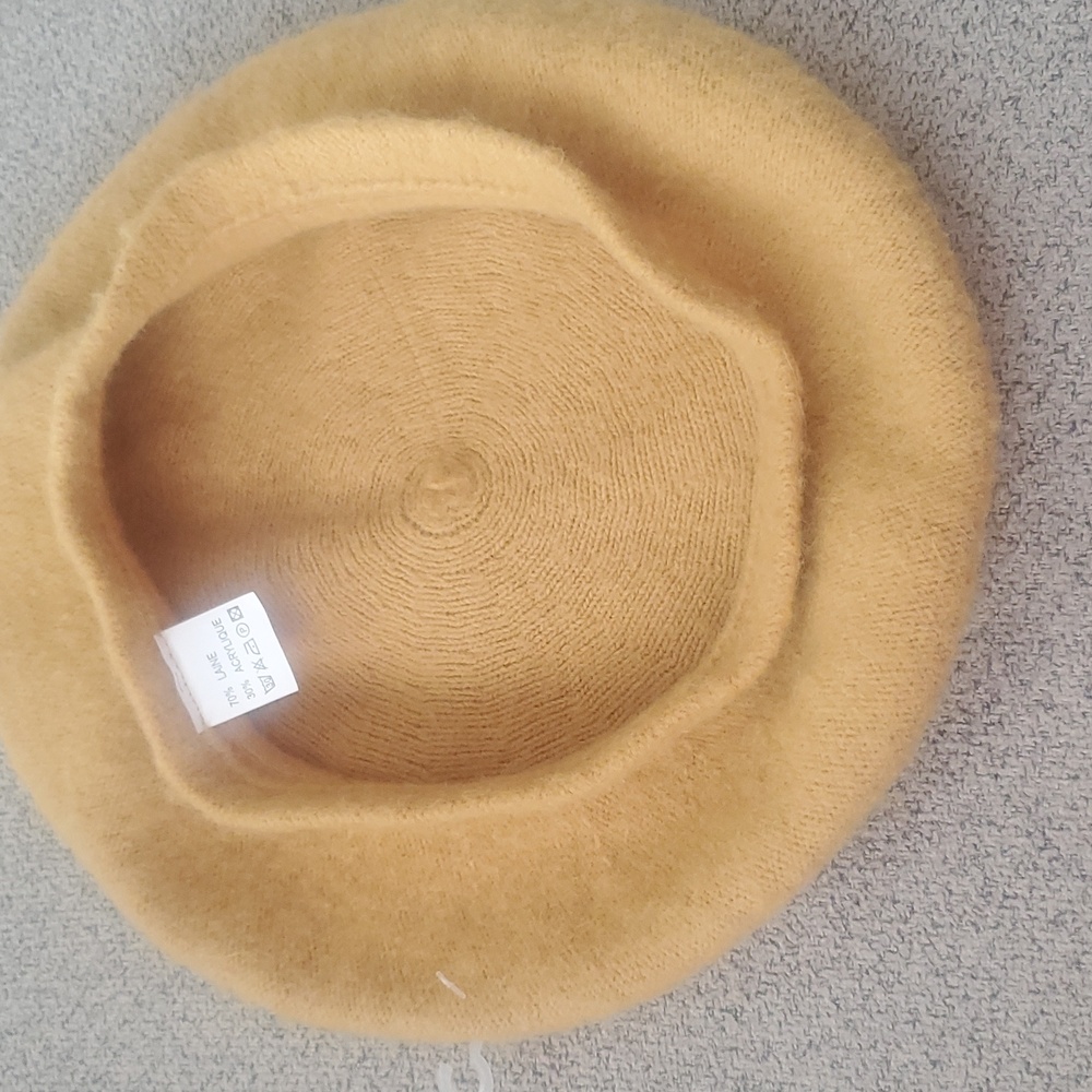 Beret Hat Classic French Stile Color Yellow - Picture 6 of 8